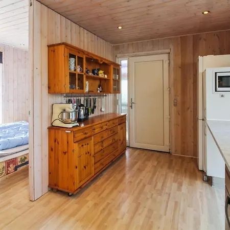 Edy - 25km From The Sea By Interhome Feriehus Toftlund